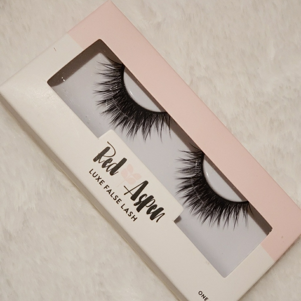 Red Aspen Lashes